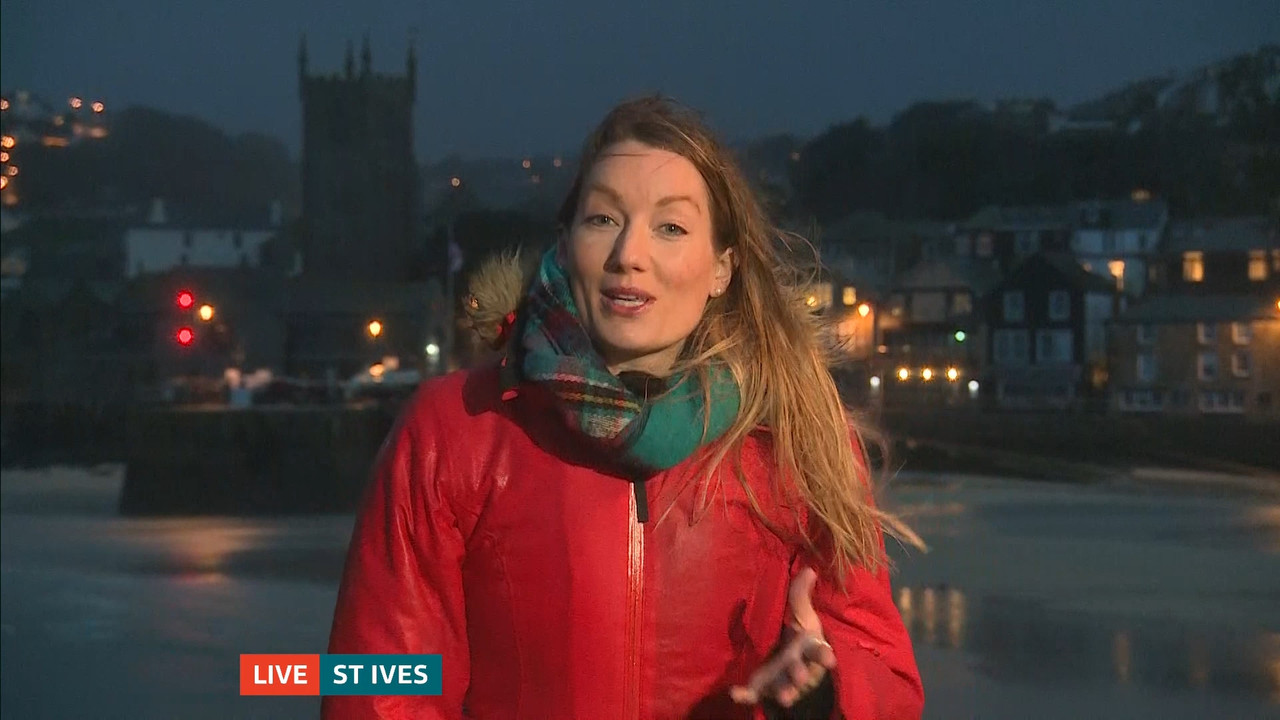 02.19 - 18.00.00 - ITV News West Country. News for Devon, Cornwall, S....ts_snapshot_07.14.223
