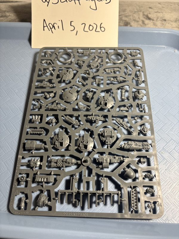 Tanks Bits on Sprues 17