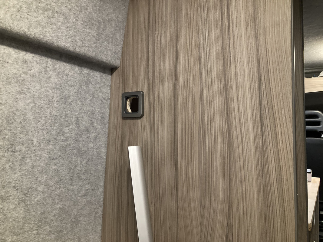 ADF1796A-2842-4B5C-AC6D-CFCD83A4C054