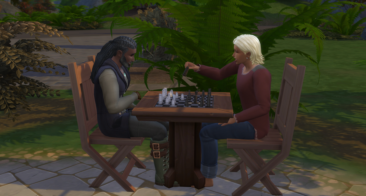 playing-chess.png