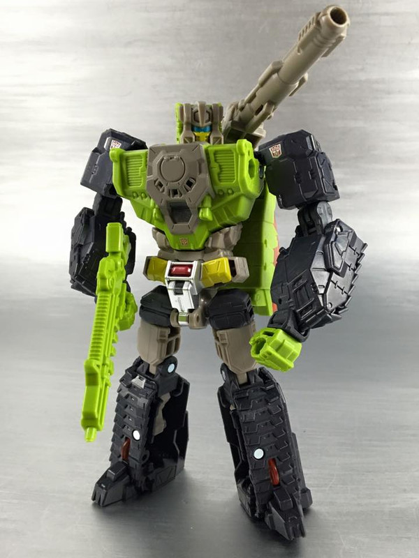 13516562_876058975854842_6437452954702952200_n