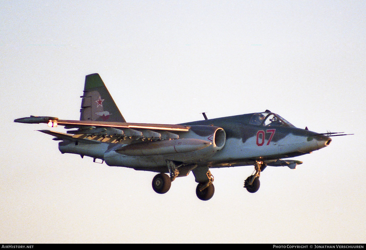 357 OSHAP Su-25 07 Red (cn ) 17.10.91