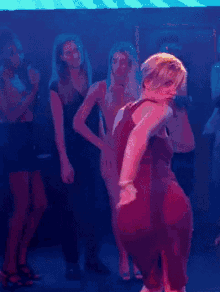 scarlett-johansson-hollywood.gif