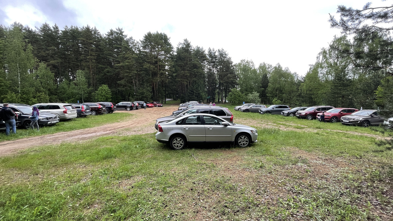 CF3B558B-1F2D-4708-9618-0C6A0DF6436C