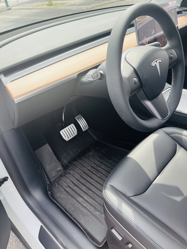 A43B1C5C-7FF6-421C-88E2-83B6D5D5A42C