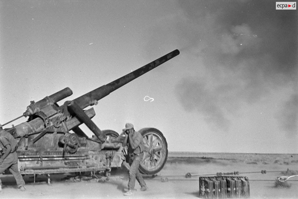 Mise en oeuvre d'un canon de 17 cm Kanone 18 (7)