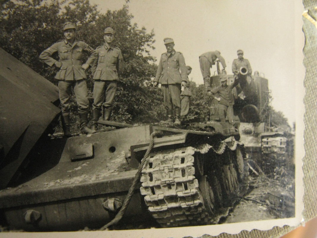 Foto Russland russischer Panzer abgeschossen zerstört WKII 2.WK Ostfront6