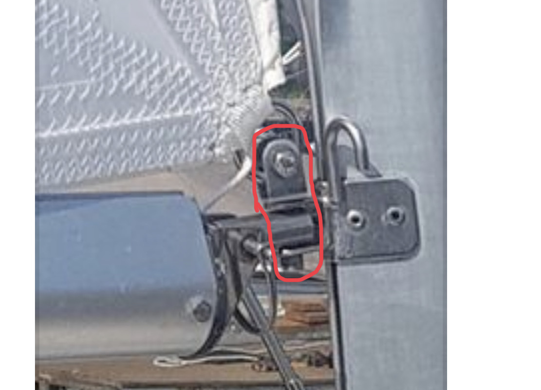 CCC702BD-3E84-4A77-BE24-D5A6C0214342