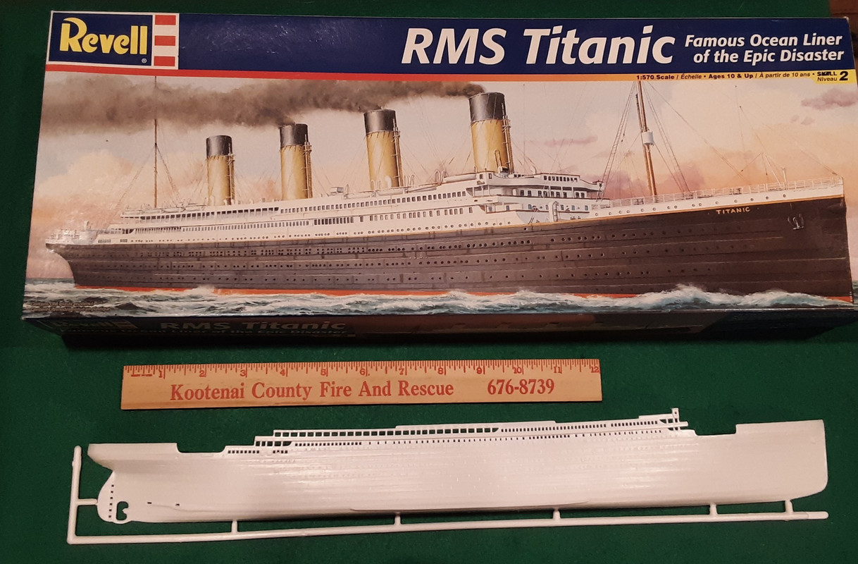 Revell RMS Titanic Famous Ocean Liner of The Epic Disaster Model Kit 1 570 for sale online 