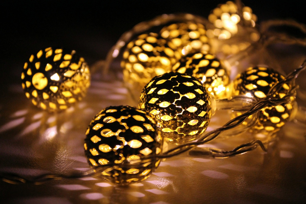 yellow-String-Lights.jpg