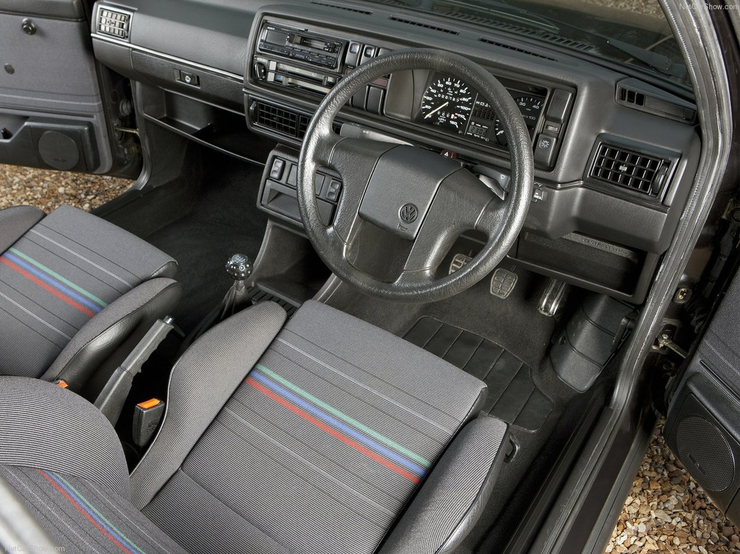 volkswagen-golf-ii-gti(14)