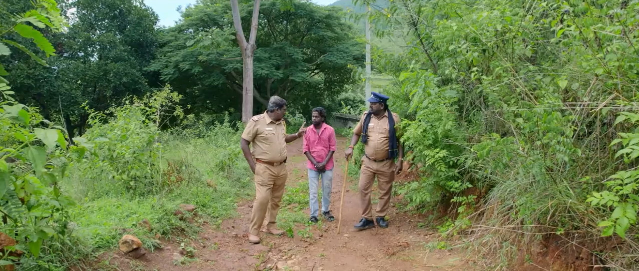 Iravin Vizhigal 2025 WebRip [Tamil] 480p 720p ESub Screenshot