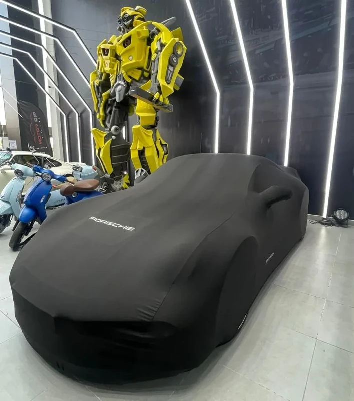 Porsche Turbo S 992.1 Indoor Classic Cover