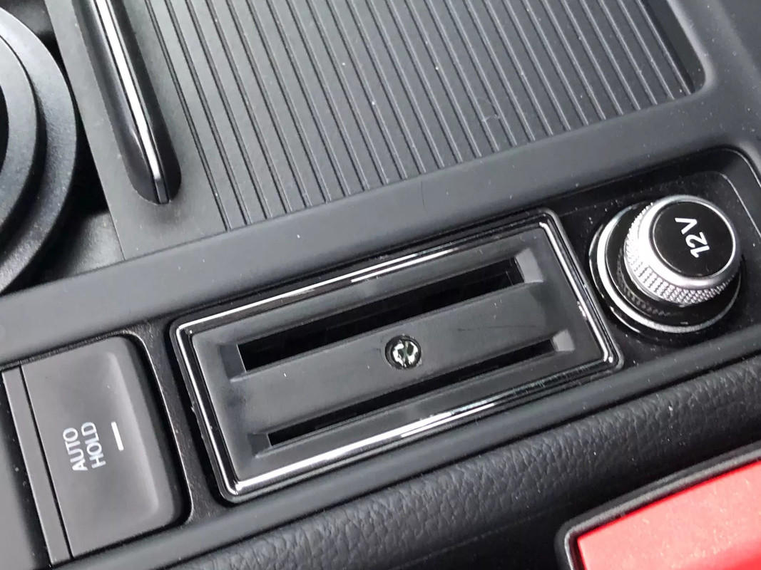 40A3A98C-DAA0-4FD0-939A-50E299748292