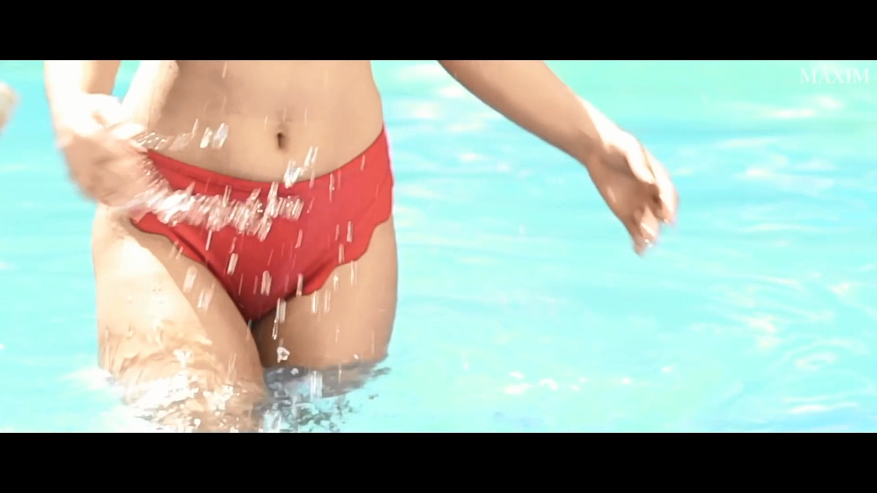 [Image: Neha-Sharma-ultra-hot-bikini-shoot-mp4-snapshot-22.jpg]