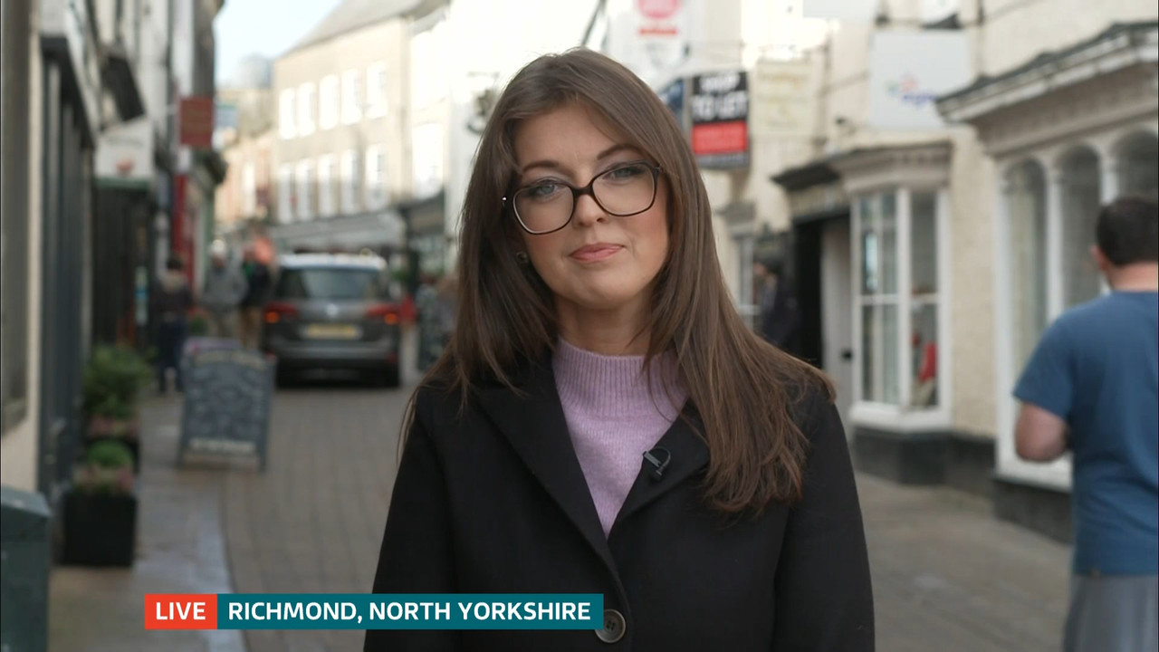 ITV Lunchtime News_20221024_13301355.ts_snapshot_20.25.952