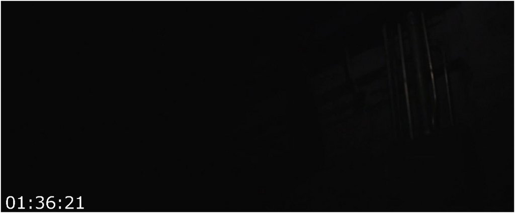 Room-203-2022-1080p-WEB-DL-DD5-1-H-264-EVOTGx.jpg