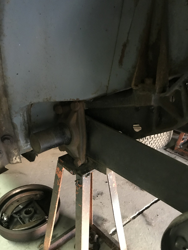 810AB69E-E048-44ED-95F8-86B882CDFC87