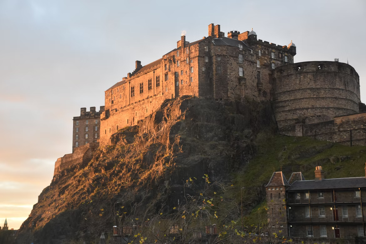 edinburgh-castle