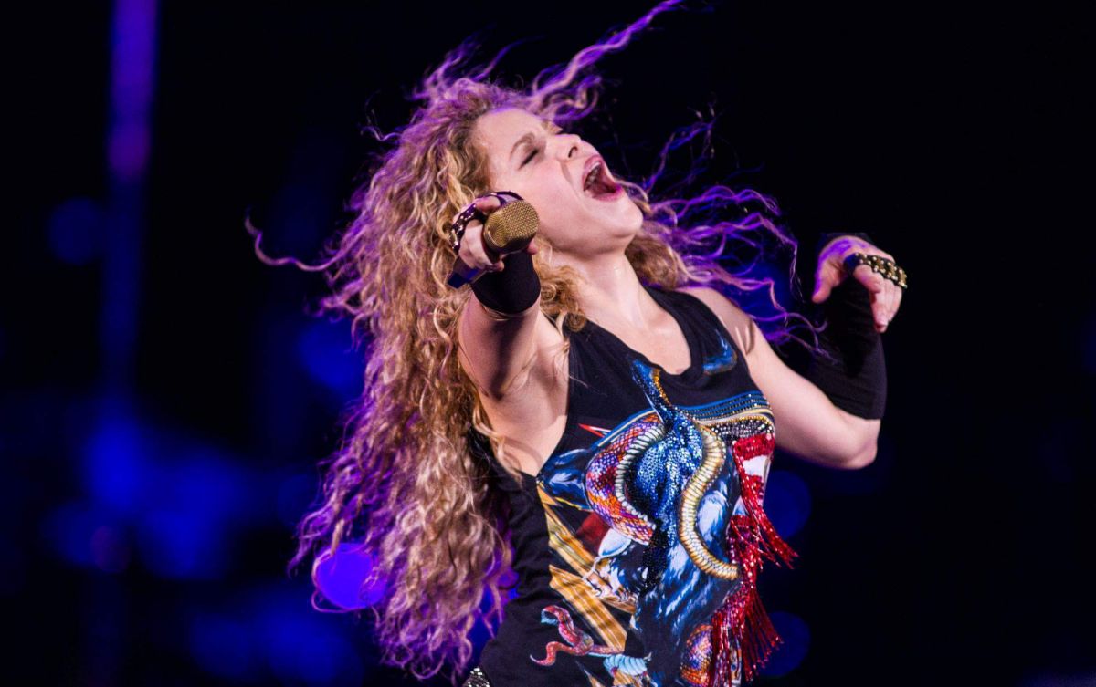shakira-performs-at-el-dorado-world-tour-in-amsterdan-06-09-2018