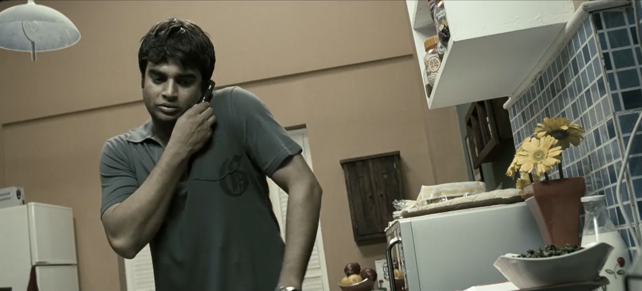 13B: Fear Has a New Address 2009 WebRip [Hindi] 480p 720p ESub Screenshot