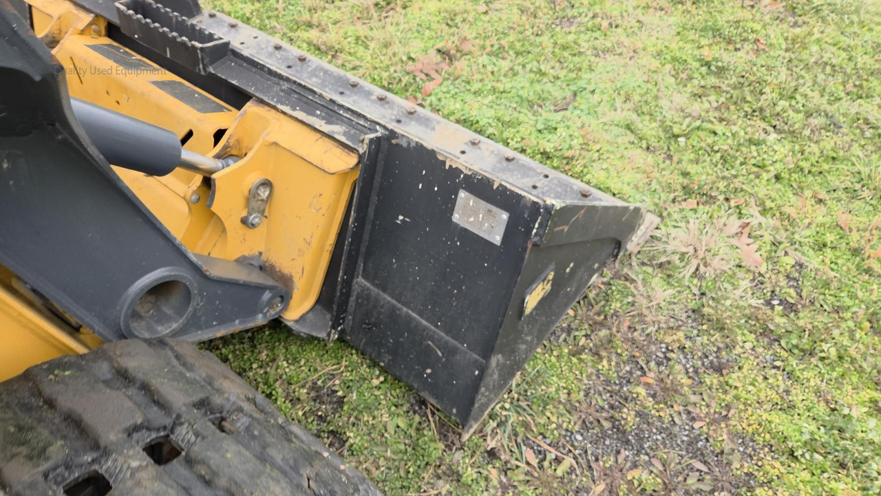 Vehicle thumbnail 25