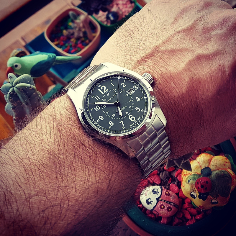 Hamilton Khaki Field Auto 42mm 100M Green Dial Cal. H10 Ref. H70605163 (1)