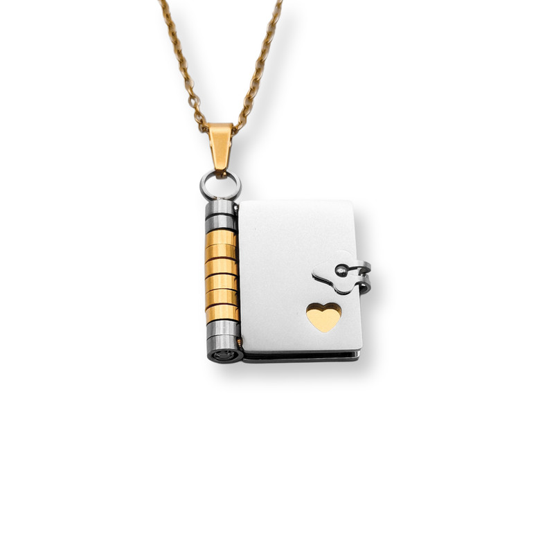 Кулон-книжка с гравировкой