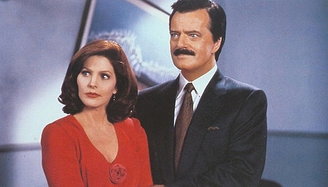 NAKED-GUN-TV-ROBERT-GOULET-FOTOR.jpg