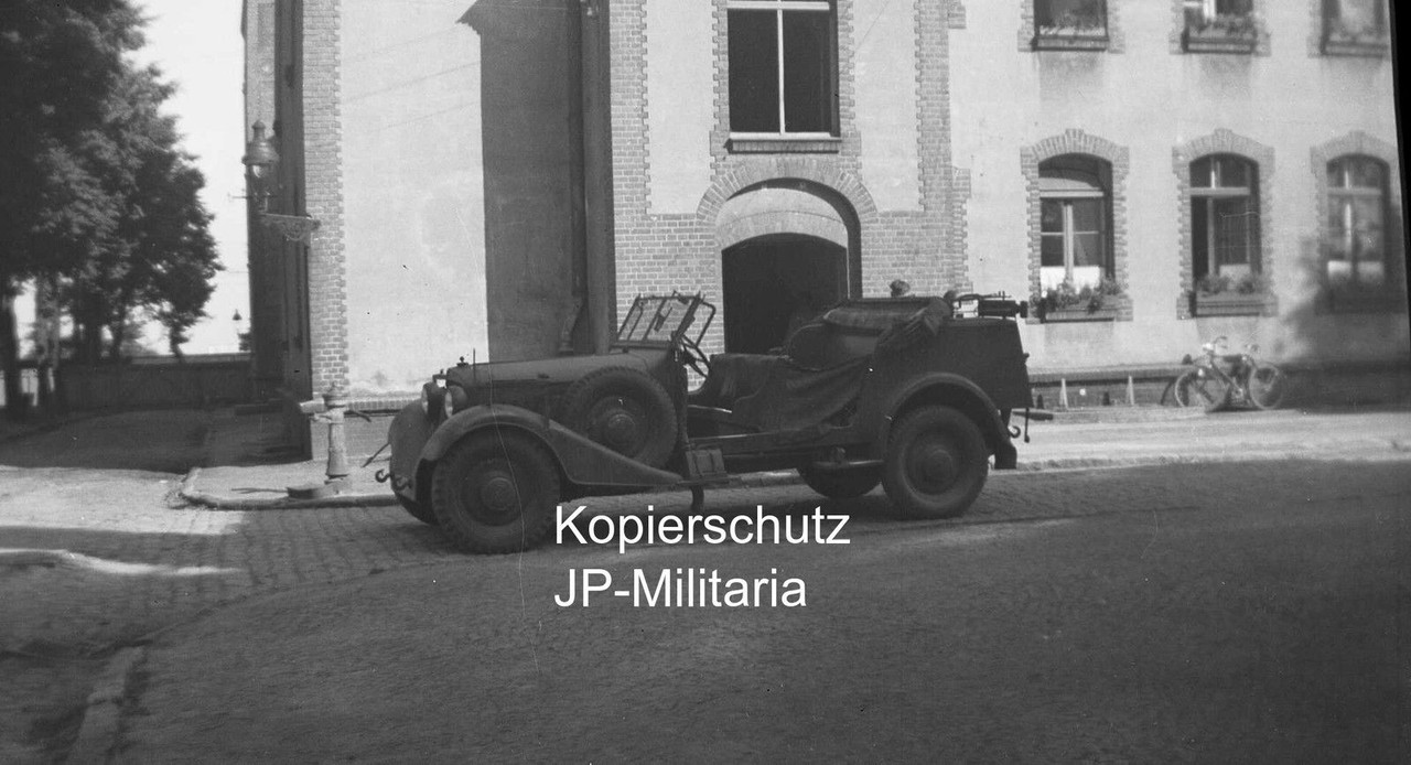 SW Negativ für Foto Wehrmacht Fahrzeug und MG WK
