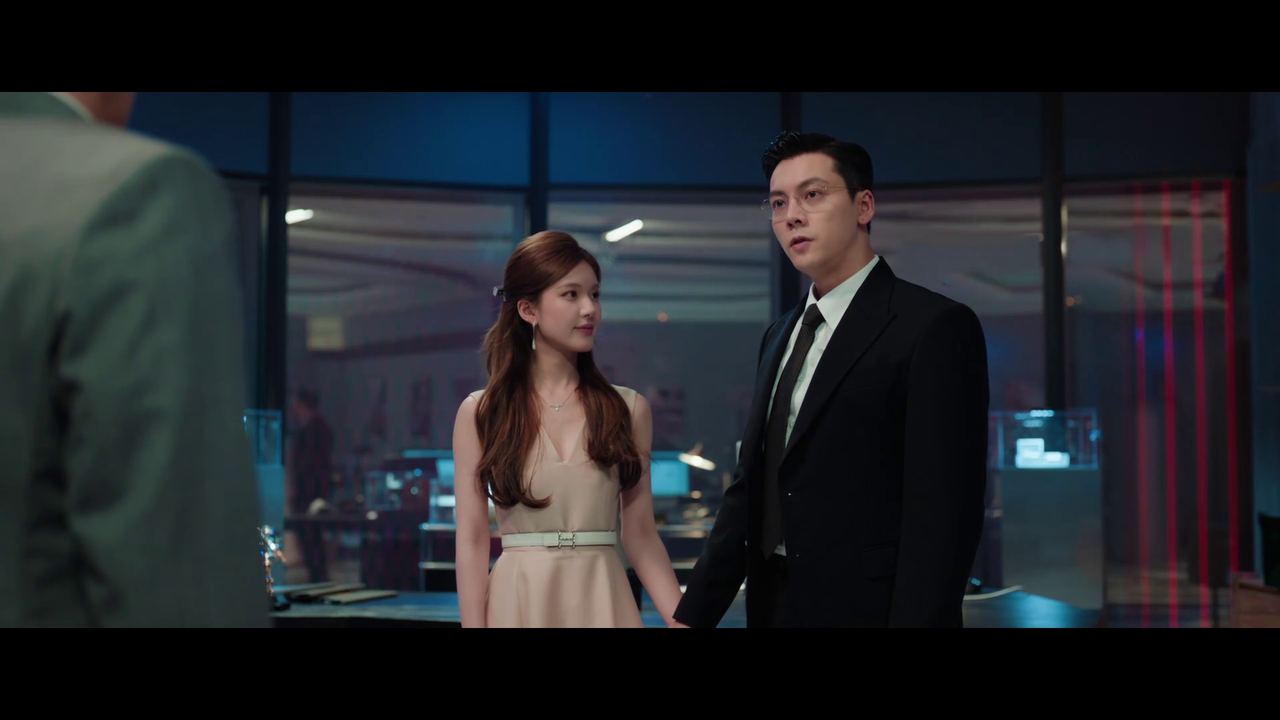 vlcsnap-2025-10-04-16h43m43s266