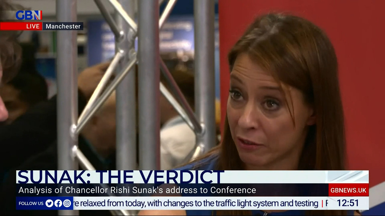 10.04 - 12.00.00 - The Briefing Lunchtime with Gloria De Piero. Your ....ts_snapshot_52.07.718