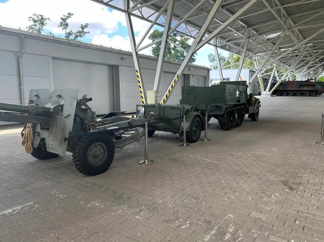 Musée de l’armement blindé, Poznań-Pologne Military-museums-in-poland-pt-2-poznan-museum-of-armored-v0-jyc1o2cfngdd1