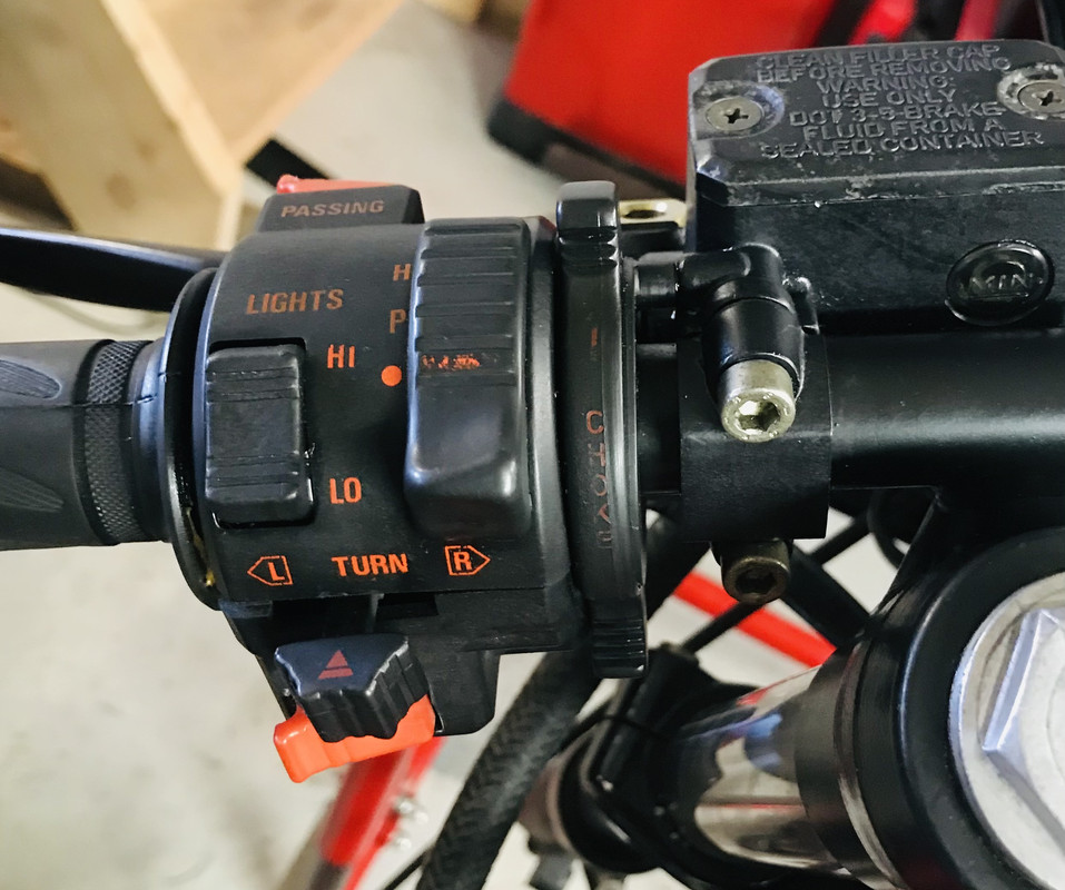 D11BB698-C6B0-4D07-8197-D10175019204