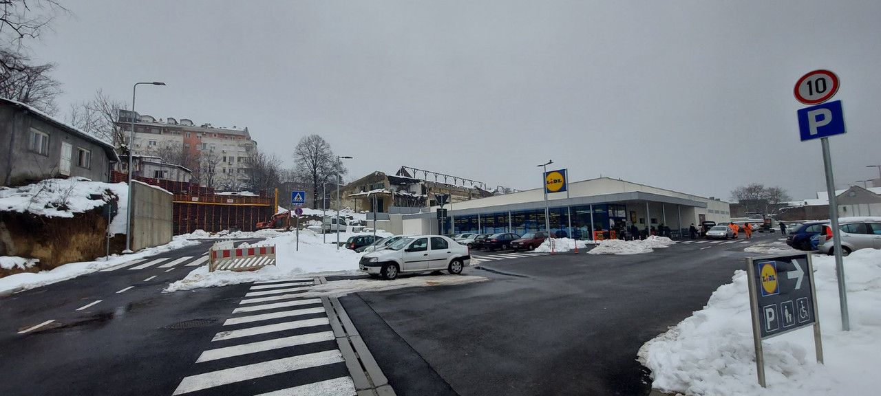 lidl01-2021-12-15-15-46-39-272.jpg