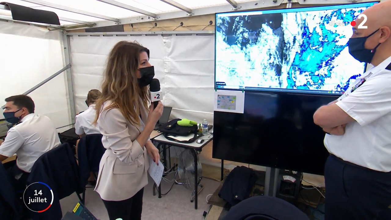 2021-07-14_06_30_Fr2_edition-speciale-14-Juillet-2021.mp4_snapshot_01.55.36.812