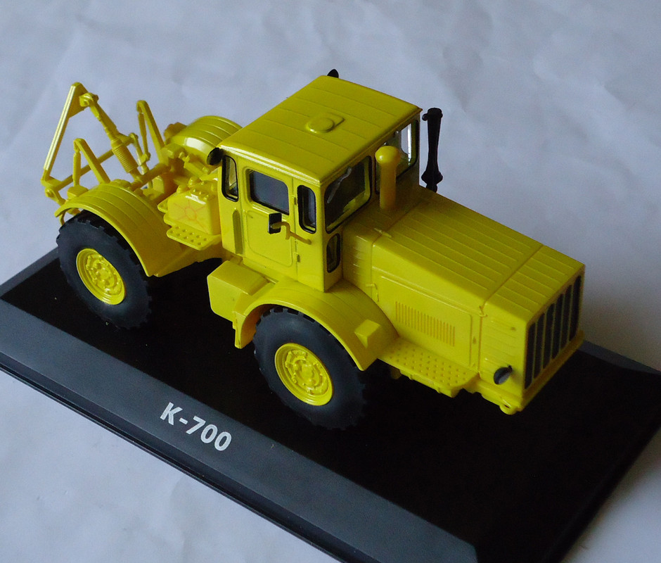 К-700 Кировец