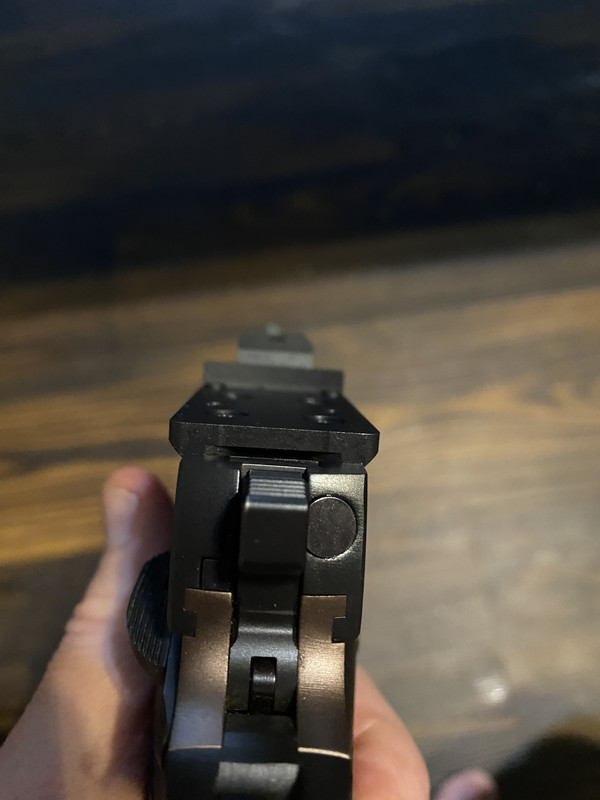 F797FE7E-C254-4658-94F5-BB66353BF995