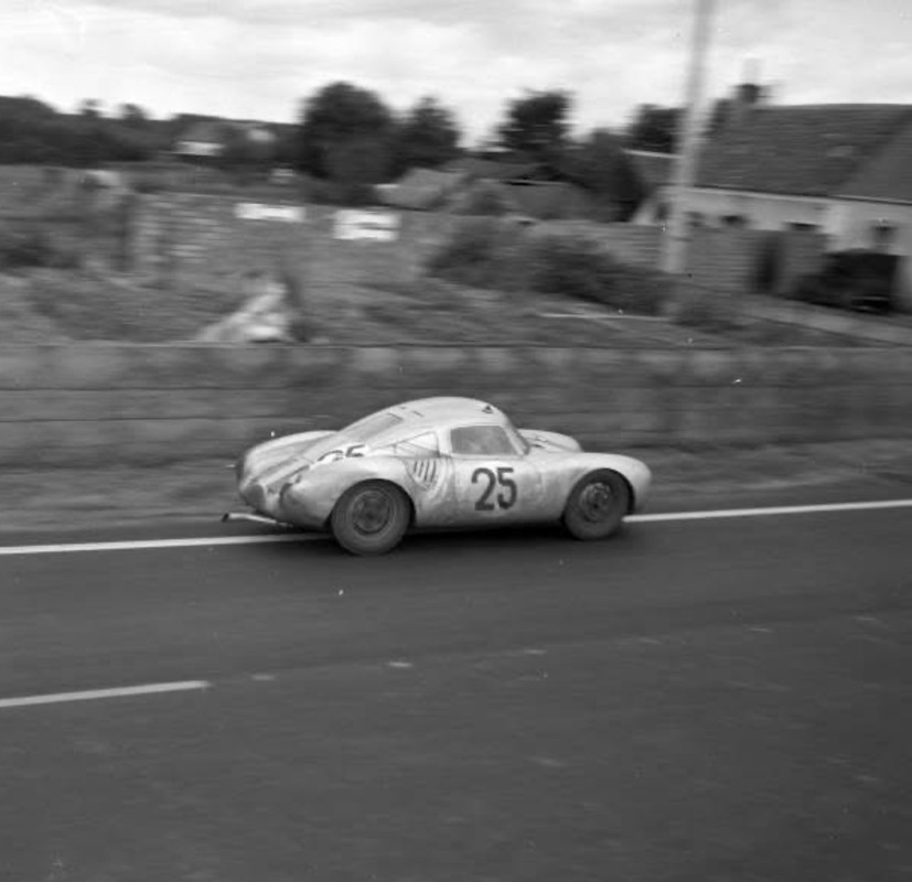 3BEE62AD-3B40-483C-B5AD-00C696FECA53