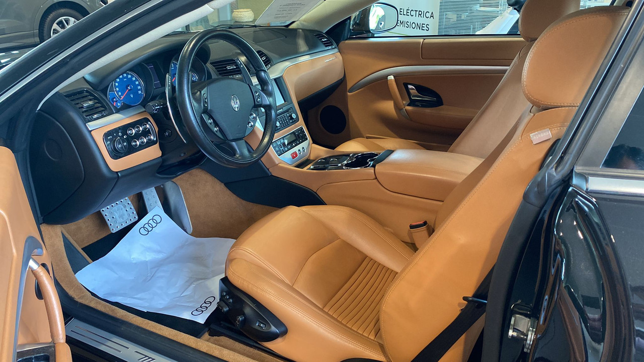 5DF0CB3A-C40D-462E-8067-5EBC1CF263A5