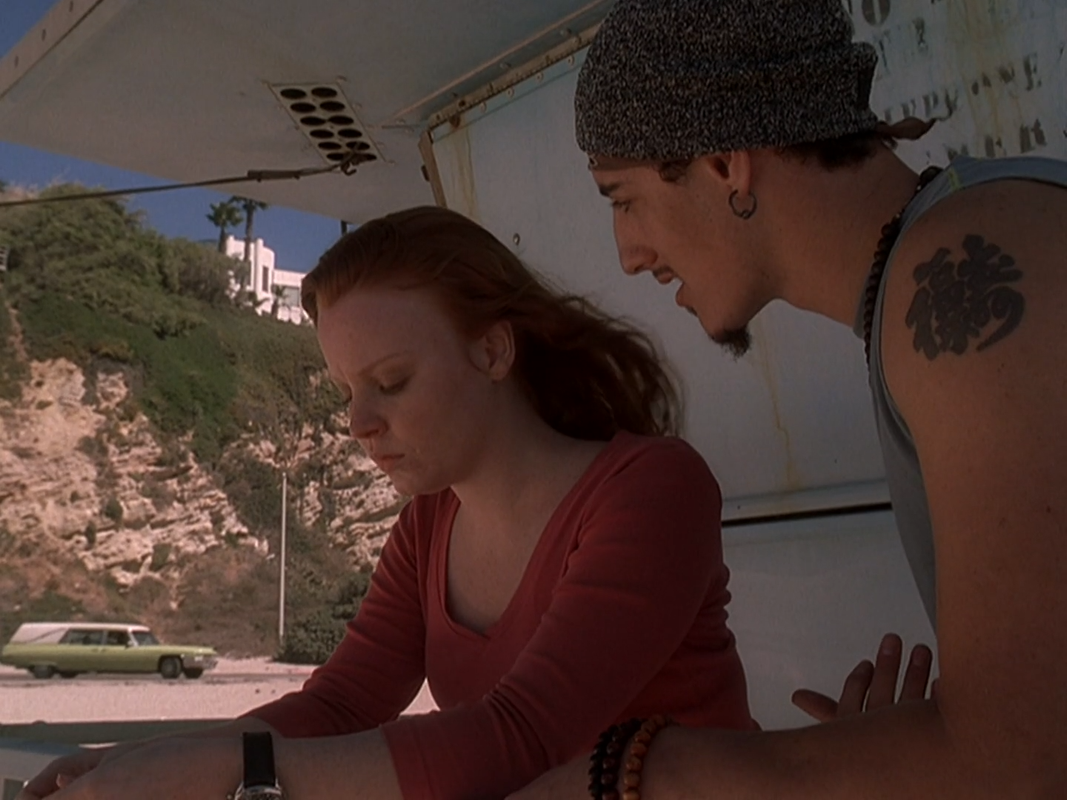Six Feet Under - 2x01 - Il gioco della vita [WEBrip - 1080p - x2
