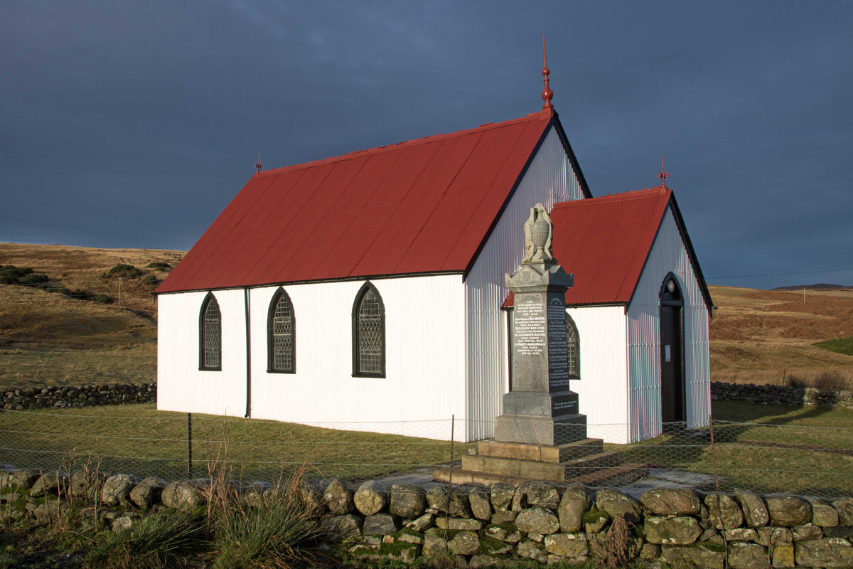 IMG-5697-Syre-church.jpg