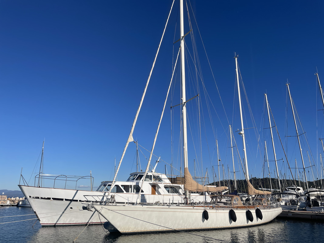 B26CD7F7-E5A6-4CE9-894D-6005A43BAF08