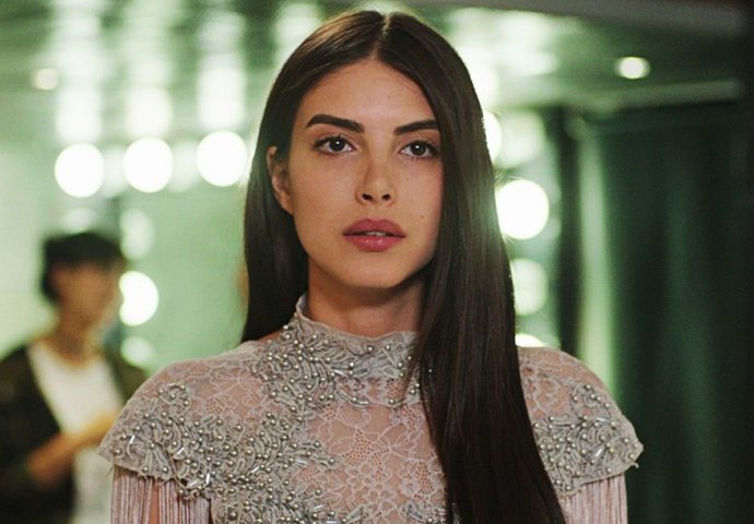 5ad4f486-f338-4598-b849-3a870a0a0a67-fazilet-hanim-ve-kizlari-hazan-690x480