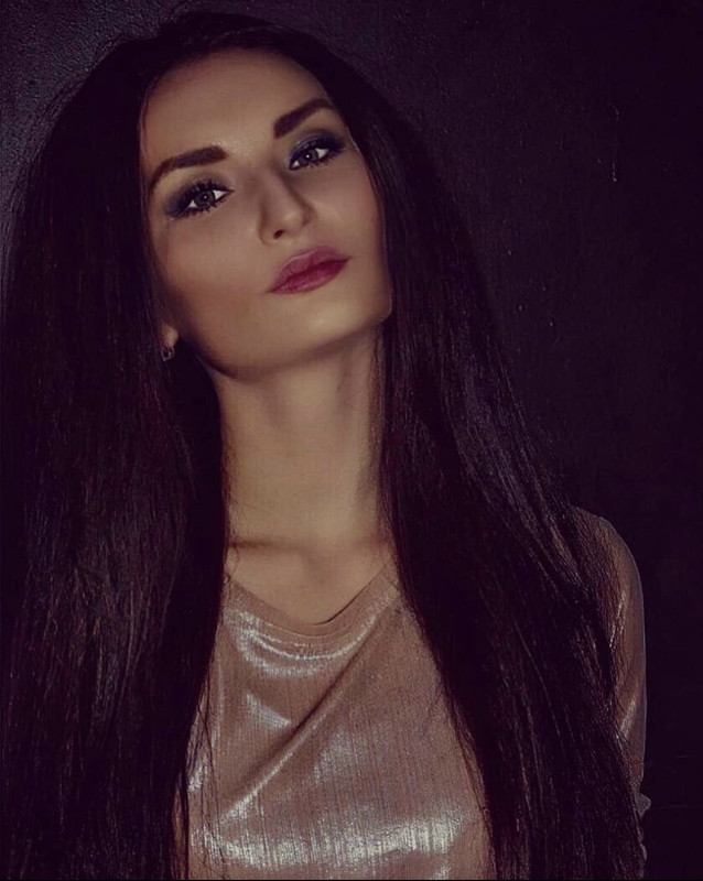 936ABDDC-5387-44C6-9940-0D0798028E48