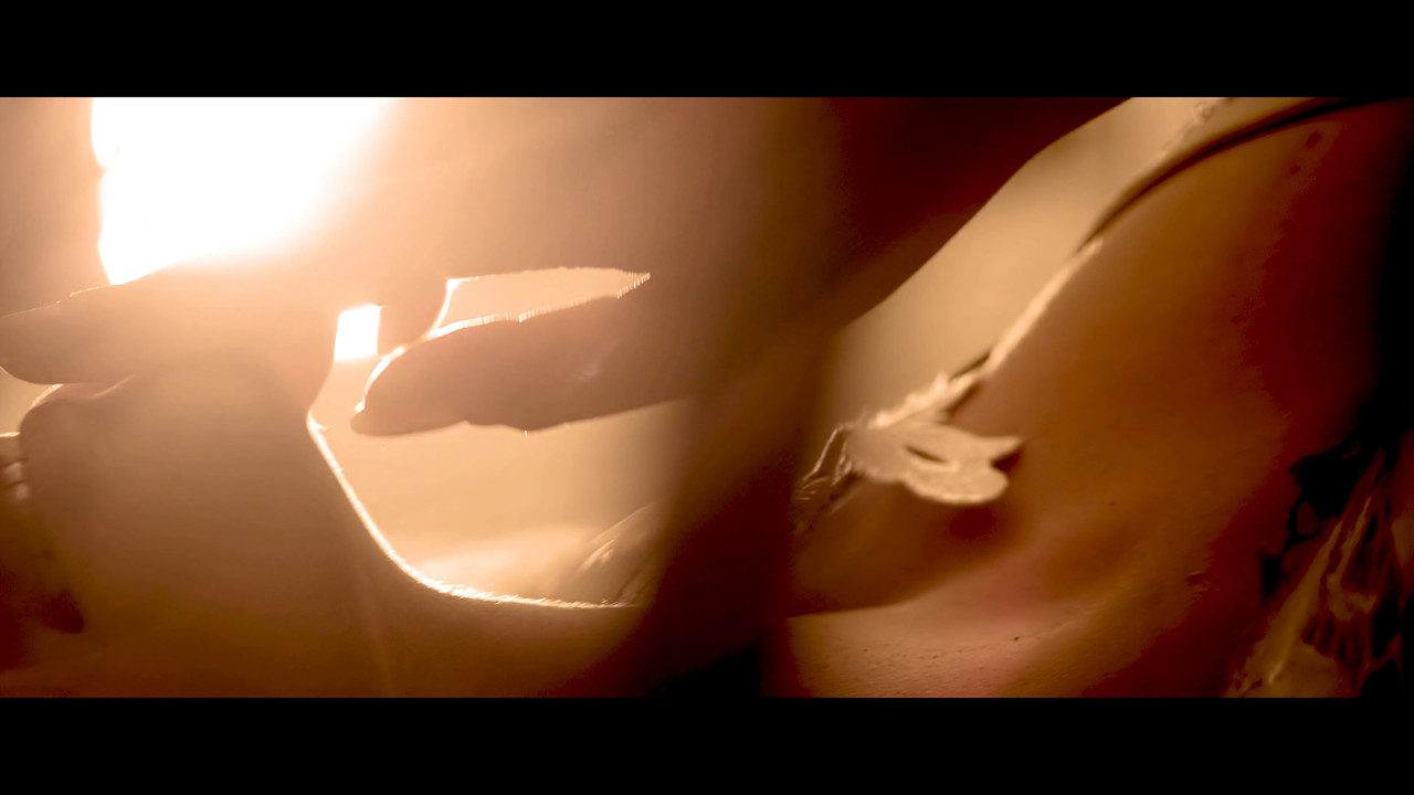 Aaj Phir Tumpe 4k.mp4_snapshot_00.58.769