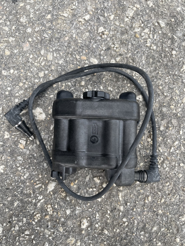 AE1EE55E-8AF2-427A-9A69-B4B092E1D0A8