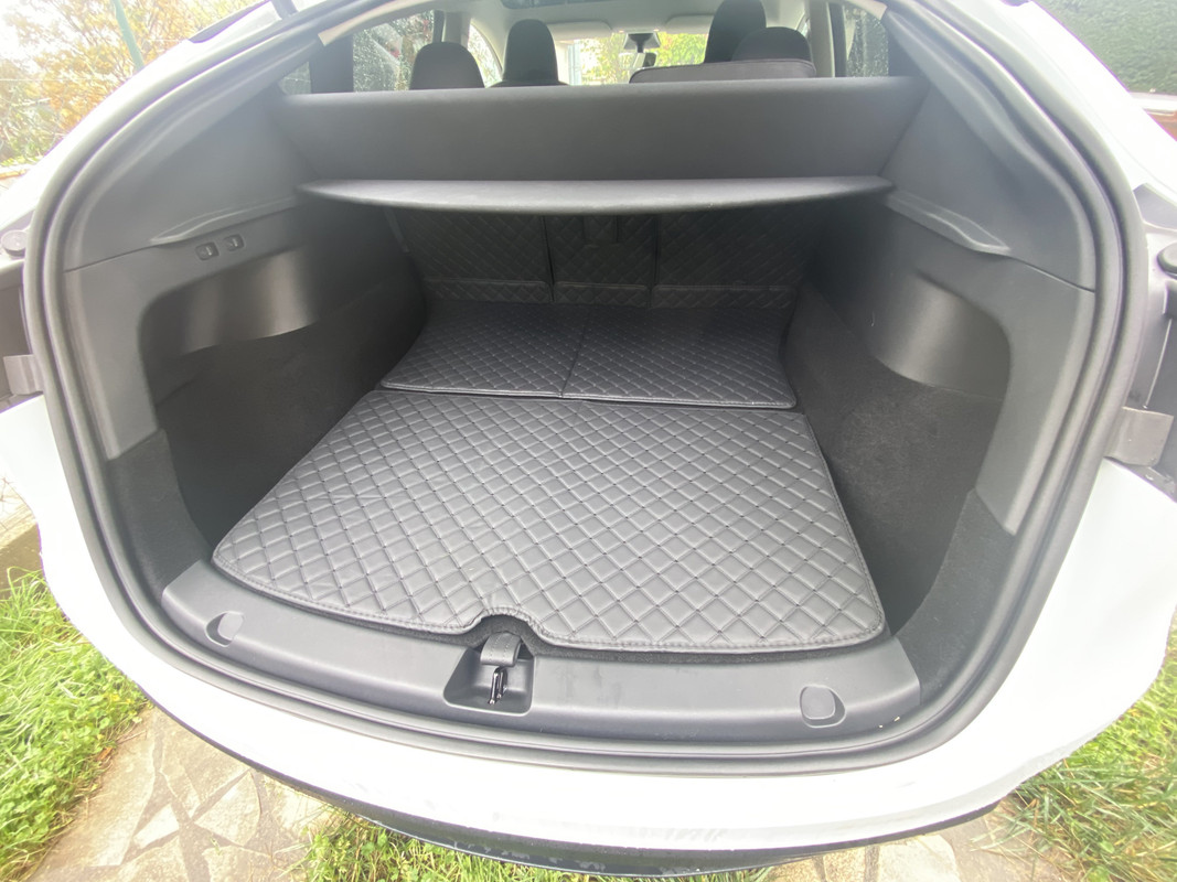 40612469-B239-42DB-825D-DCDF4DBB8B8D