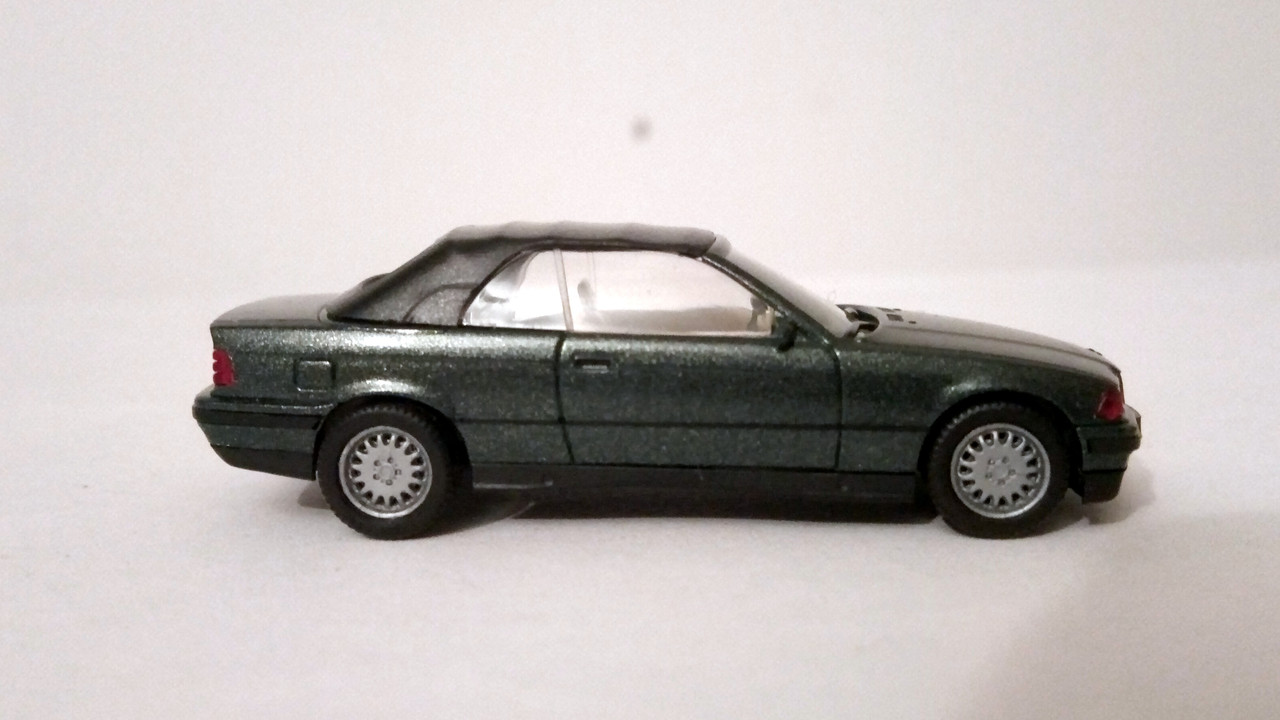 Mach (9138)
