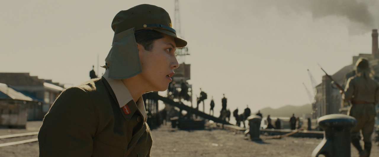 Unbroken 2014 (1080p x265 10bit Tigole).mkv_snapshot_02.01.05_[2